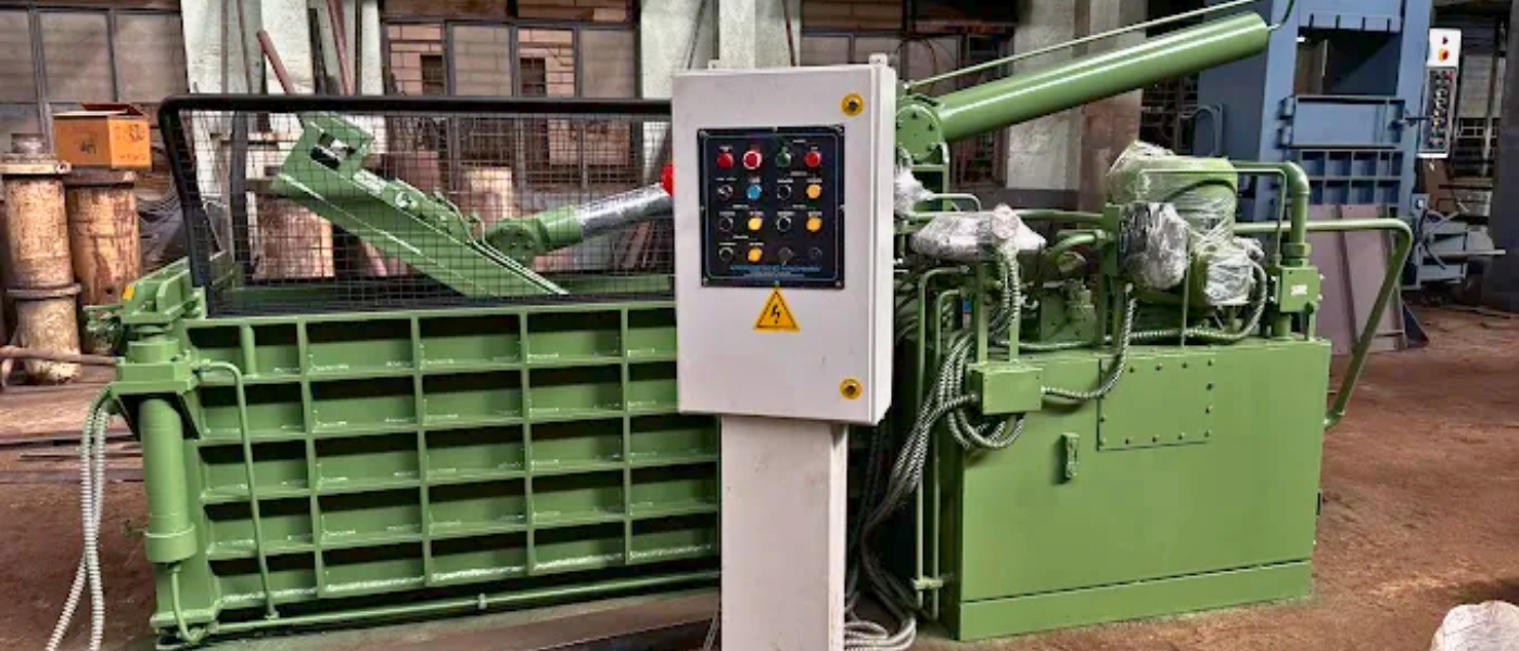 High-Performance Horizontal Baling Press